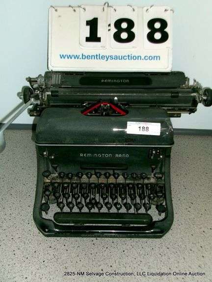 REMINGTON RAND TYPEWRITER MODEL: 17