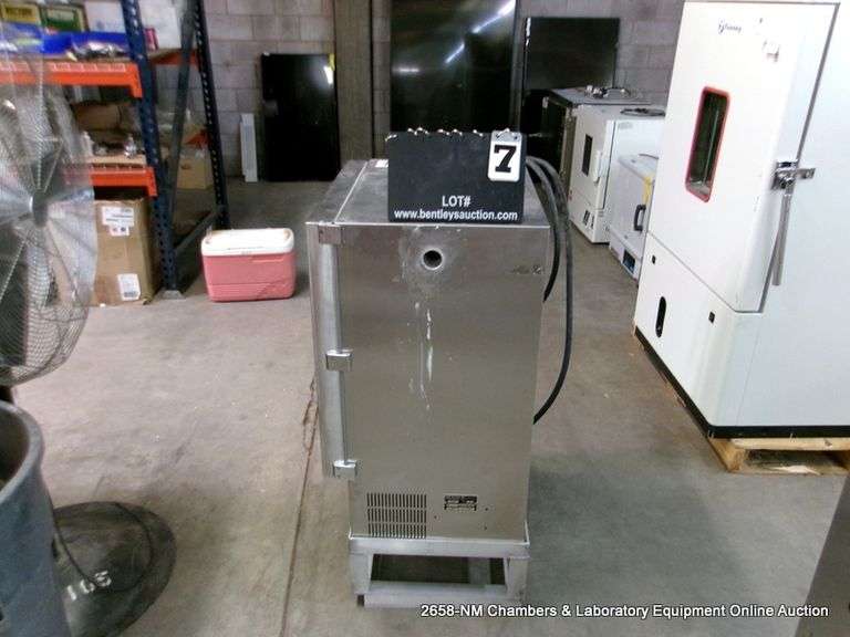 BLUE M OV-520C-2 CURING OVEN
