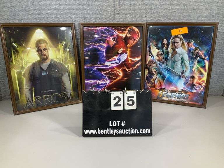 (3): FRAMED WALL PICTURES DC LEGENDS - FLASH-ARROW