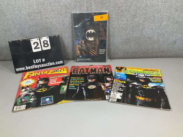 (4): BATMAN LOT DARK KNIGHT RETURNS/3 MAGAZINES FROM #1ST MOVIE
