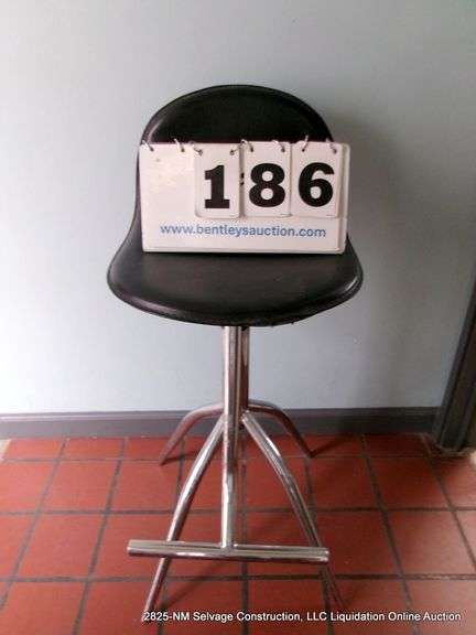 BLACK STOOL