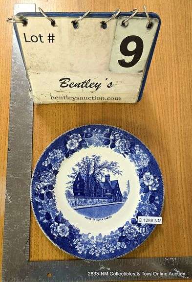 HOUSE OF SEVEN GABLES - THE ADAMS SOUVENIR SERIES PLATE