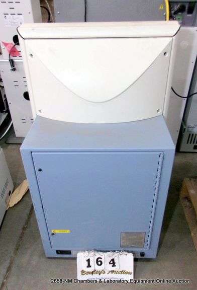 LI-COR 4300 DNA ANALYZER