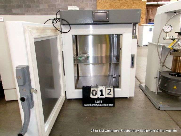 STIRLING ULTRA COLD SU105UE LAB FREEZER