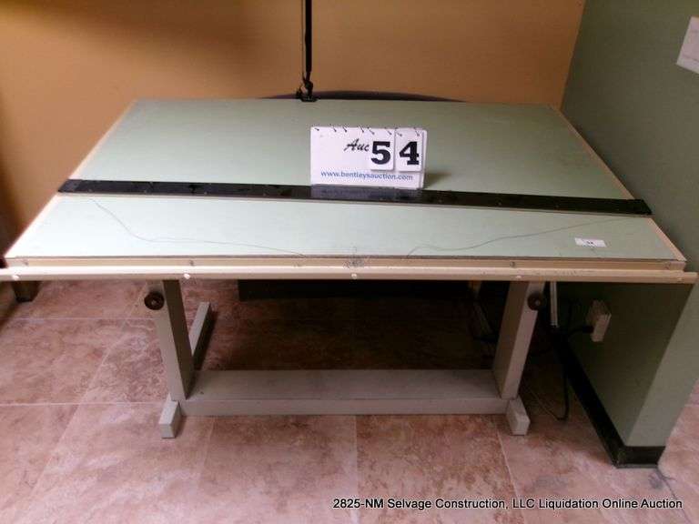 HAMILTON DRAFTING TABLE