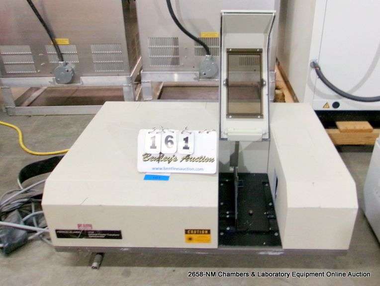 PERKIN ELMER 1710 INFRARED FOURIER TRANSFORM SPECTROMETER