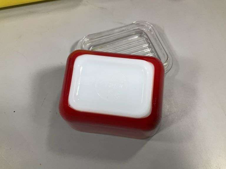 PYREX PRIMARY COLOR REFRIGERATOR SET (4 IN SET)