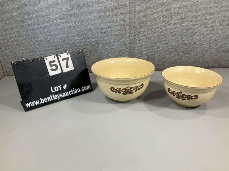 (2): PFALTZGRAFF MIXING BOWLS FOLK ART