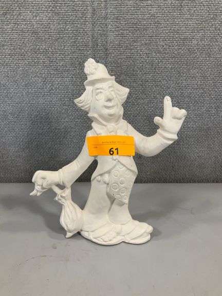 CERAMIC CLOWN TO BE PAINTED