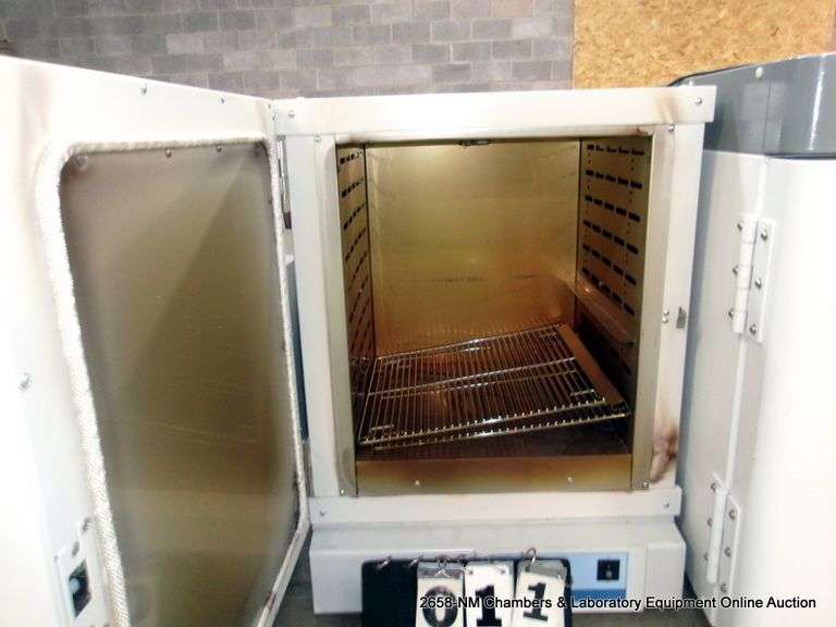 THERMO SCIENTIFIC LINDBERG BLUE M 6966 LAB OVEN