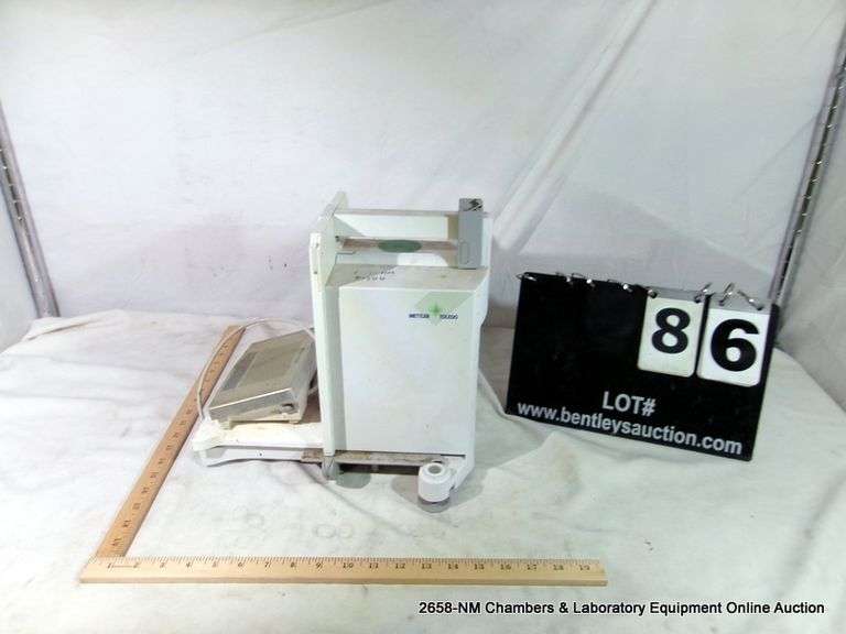 METTLER TOLEDO XS105 SCALE