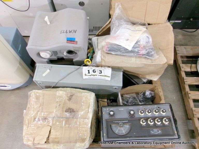 THE HELLICRAFTARS HT-32B AMATEUR RADIO TRANSMITTER & ELECTRONICS (3X MONEY)