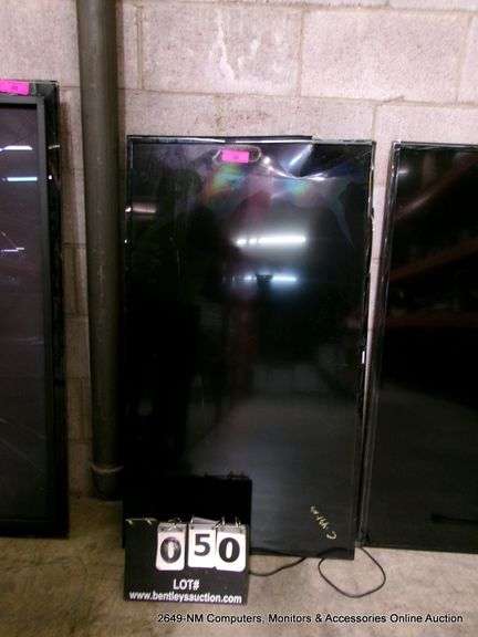 55" SAMSUNG FLAT SCREEN TV MODEL# HG49NE470HFX2A