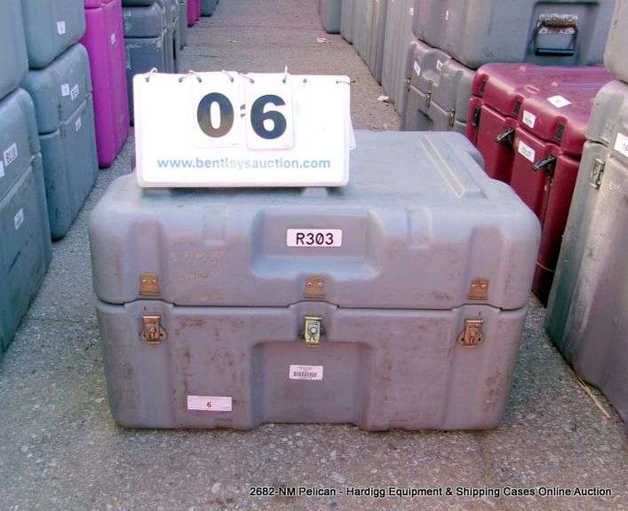 HARDIGG GRAY CASE, 18" X 14" X 18"