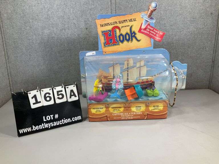 MC DONALDS HAPPY MEAL HOOK TUB TOYS DISPLAY