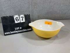 PYREX YELLOW MIXING BOWL CINN.