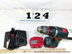 BOSCH 14.4V COMPACT CORDLESS DRILL W/ 1 HR CHARGER & BATTERY