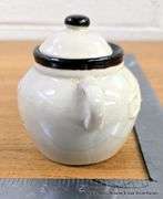 GARLIC POT