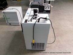 THERMOTRON S.1.5-8200 ENVIROMENTAL CHAMBER