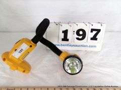 DEWALT DW919 RECHARGEABLE LIGHT