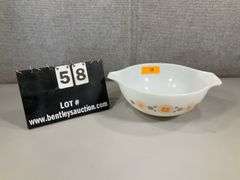 PYREX TOWN & COUNTRY CINDERELLA BOWL 4 QT