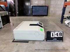 PERKIN ELMER LAMBDA 3A UV-VIS SPECTROPHOTOMETER