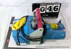 EDWARDS E2M28 VACUUM PUMP