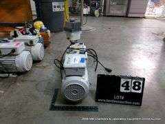 EDWARDS E2M30 VACUUM PUMP