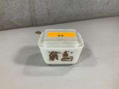 PYREX VINTAGE EARLY AMERICA RERIGERATOR DISH