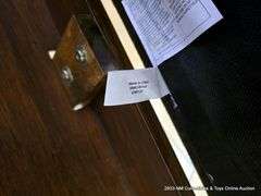 BENCH WITH COMPARTMENT