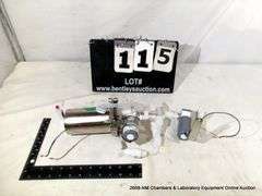 BOX: CYBOR ASSORTED FLOW VALVES, ACCESSORIES