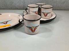 (8): 4-CUPS & 4-PLATE METAL WESTERN LONGHORN