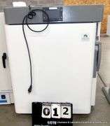 STIRLING ULTRA COLD SU105UE LAB FREEZER