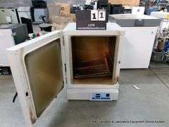 THERMO SCIENTIFIC LINDBERG BLUE M 6966 LAB OVEN