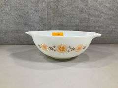 PYREX TOWN & COUNTRY CINDERELLA BOWL 4 QT