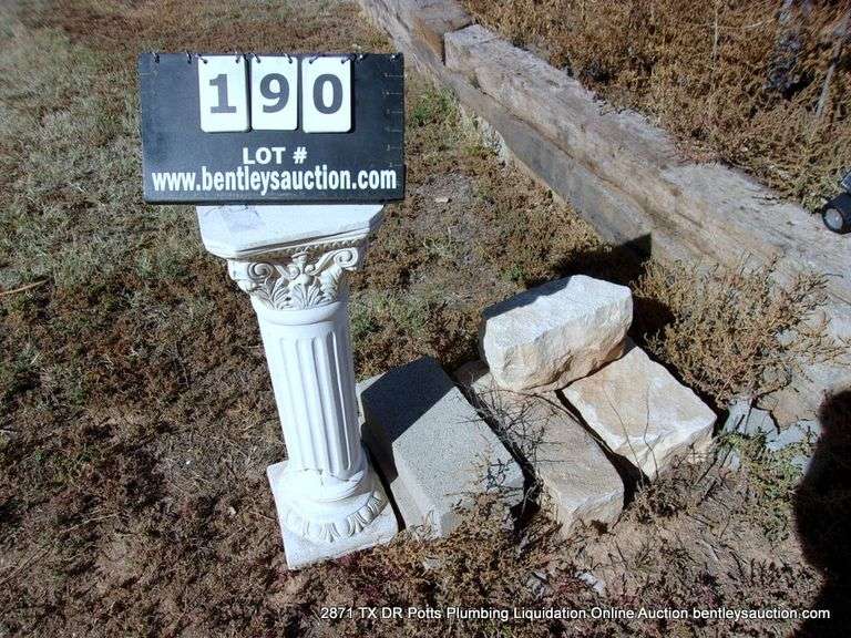 LOT: STONE PILLAR COLUMN, CONCRETE BLOCKS, ROCKS