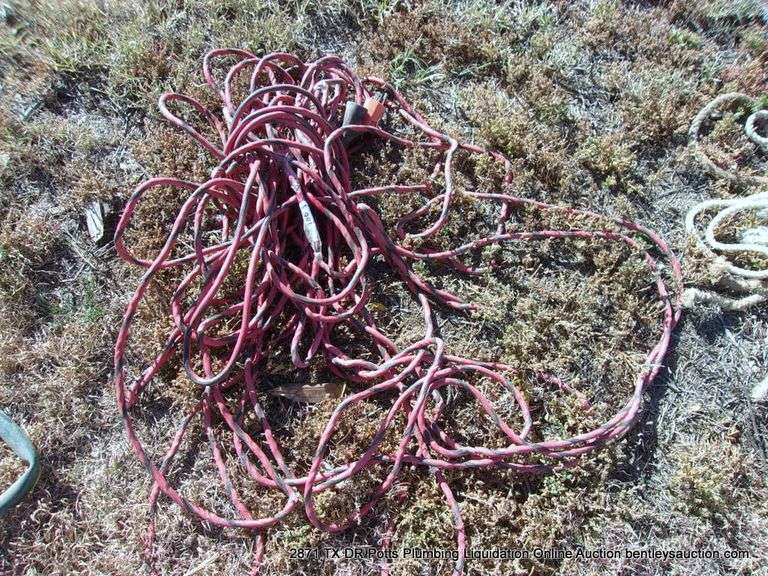 LOT: EXTENSION CORDS