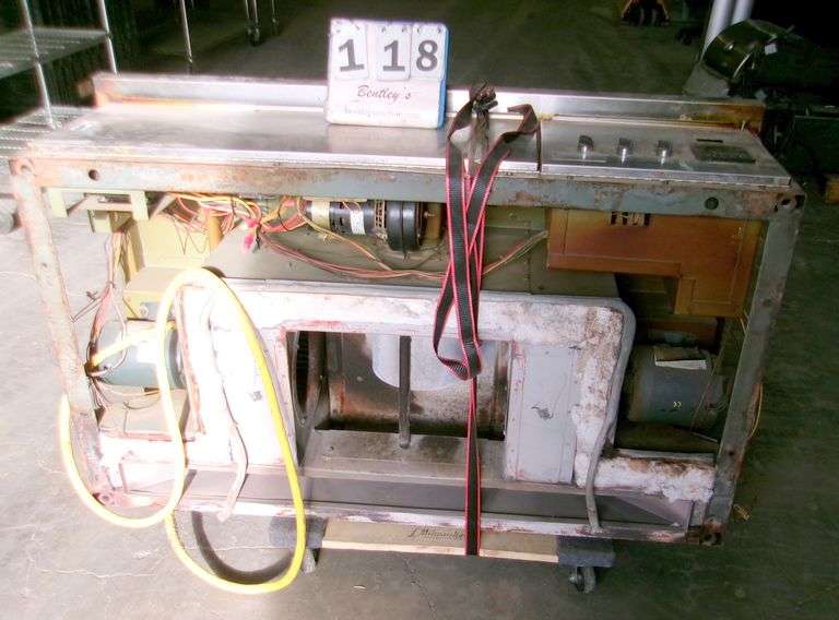 MIDDLEBY MARSHALL PS3605 CONVEYOR OVEN