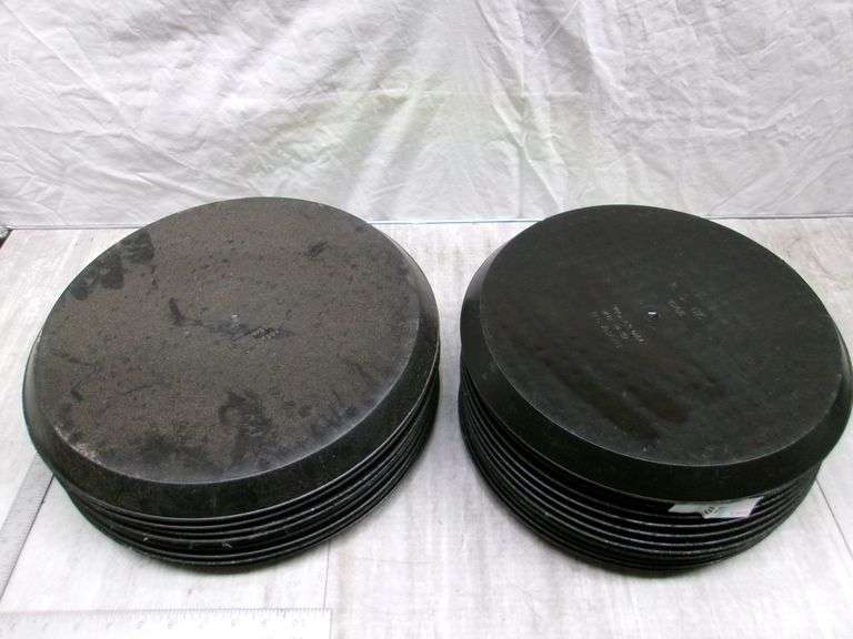 STACK OF LARGE PIZZA PLEEZER PANS, 14 QTY