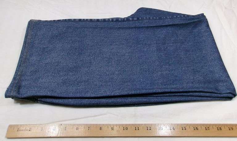 ILLUSION JEAN LEGGINGS, SIZE MEDIUM