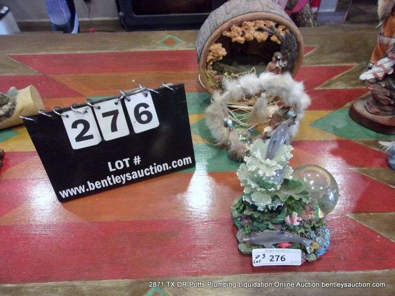 LOT (3): DOLPHIN MUSICBOX, DREAM CATCHER, INDIGINOUS LAMP