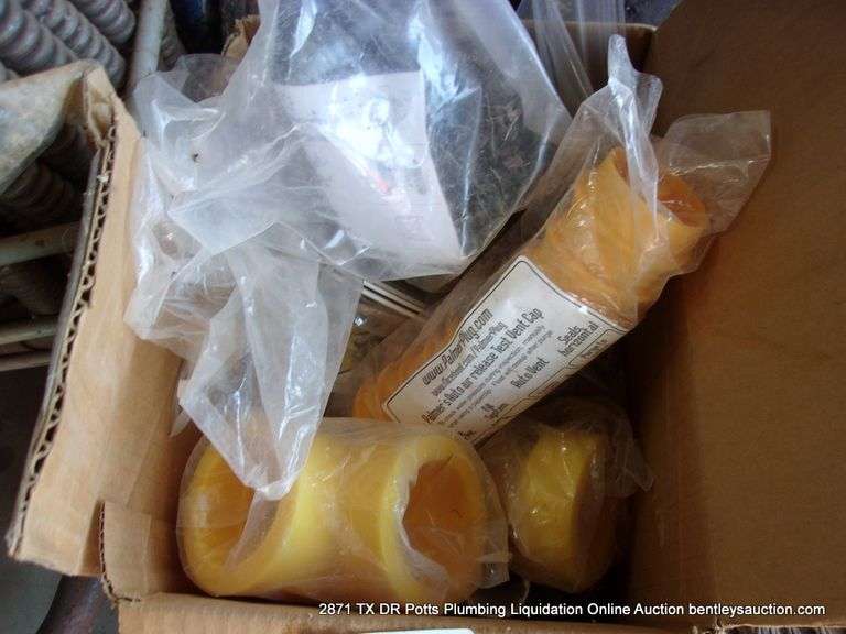 BOX: ASSORTED FITTINGS GAS, PVC, ETC