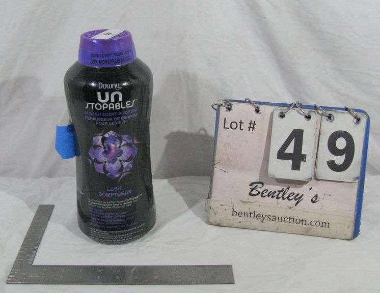 DOWNY UNSTOPABLES IN-WASH SCENT BOOSTER LUSH SOMPTUEUX