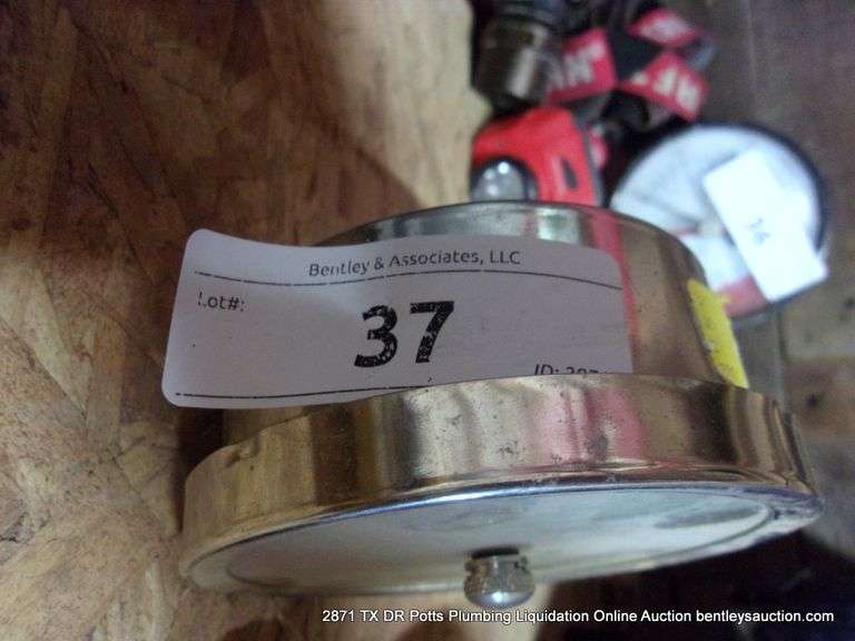 LOT: (2) CLASS 1A ALLIANCE GAUGES