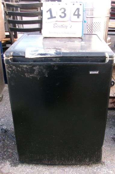KENMORE MINI FRIDGE