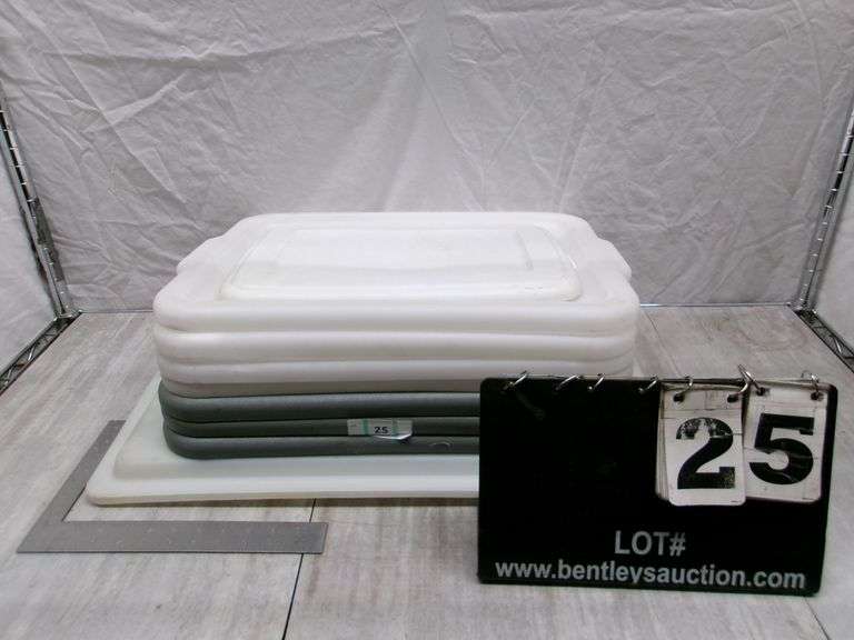 VARIETY OF ASSORTED LIDS QTY 10