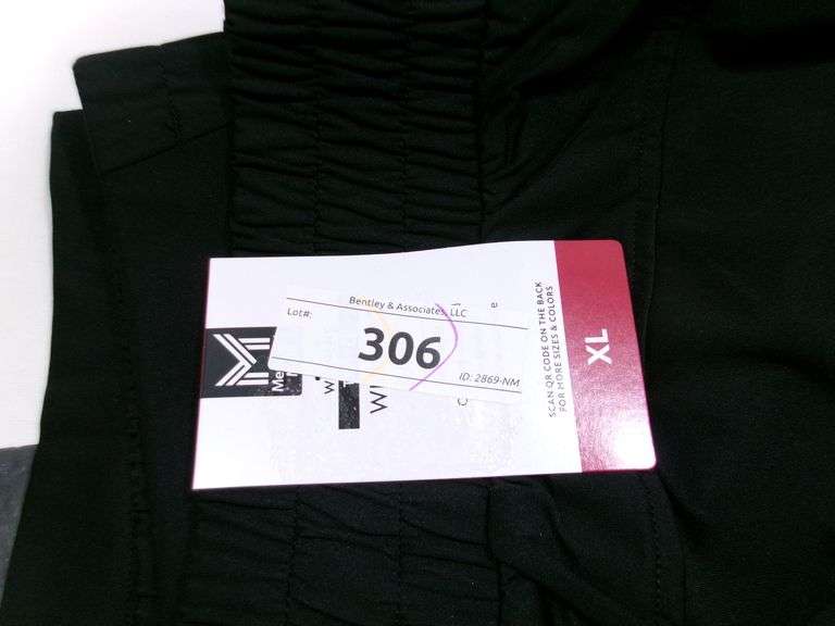 WOMEN'S BLACK PANTS, SIZE XL