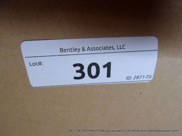 LOT: FOAM, BATH BENCH, WOOD RECTANGLE