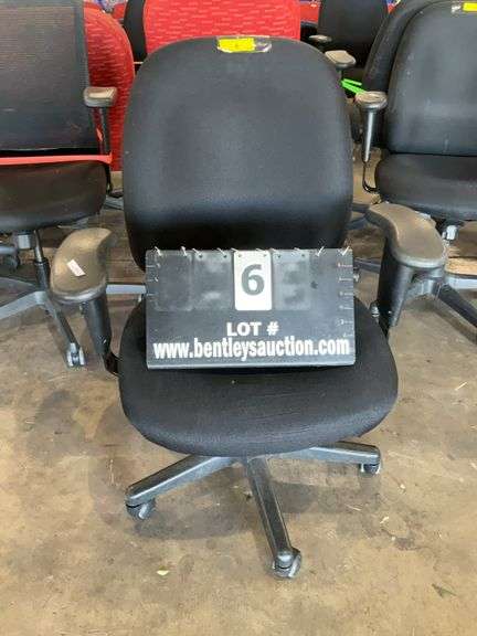 FABRIC TASK CHAIR - BLACK W/ ADJUSTABLE ARMS & BACK