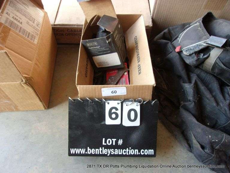 BOX: UNIVERSAL HIGH FLOW ROUGH, JIGSAW BLADES, ANGLE GRINDER PARTS, SCRAPER